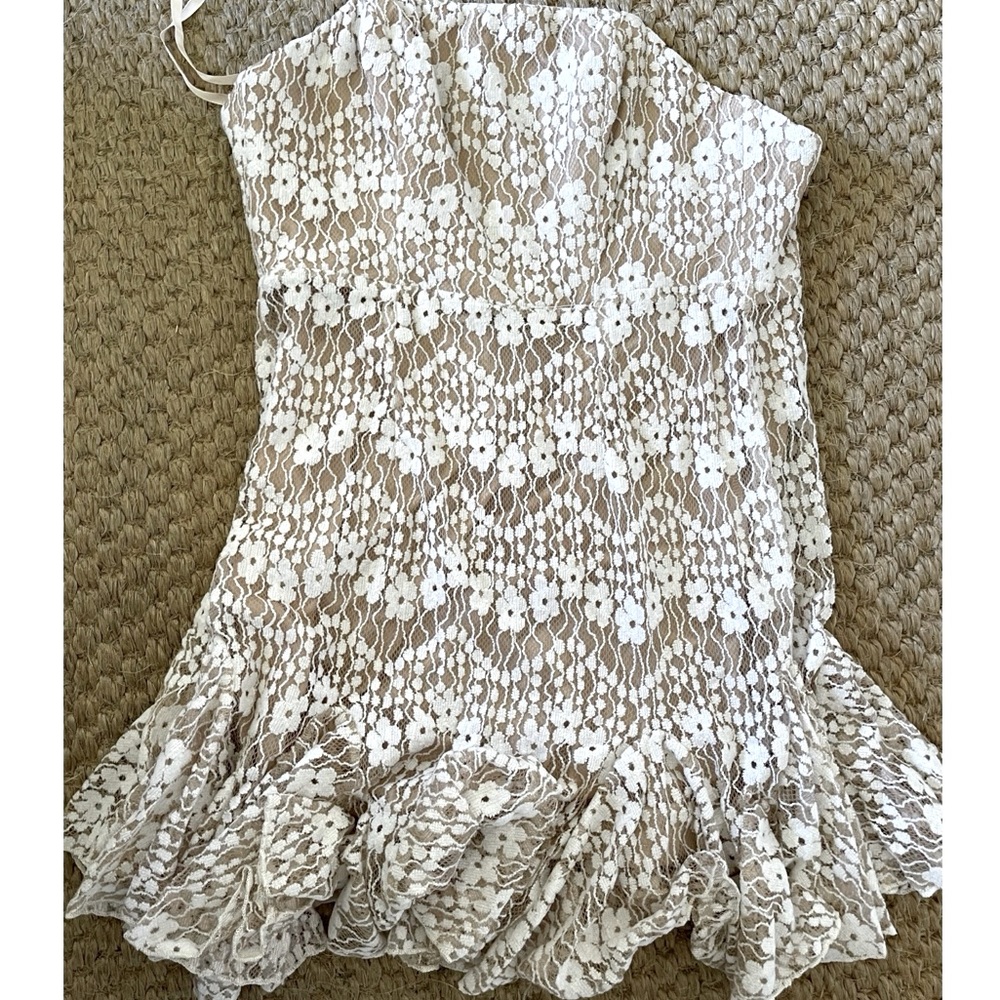 White lace dress-indikah brand.